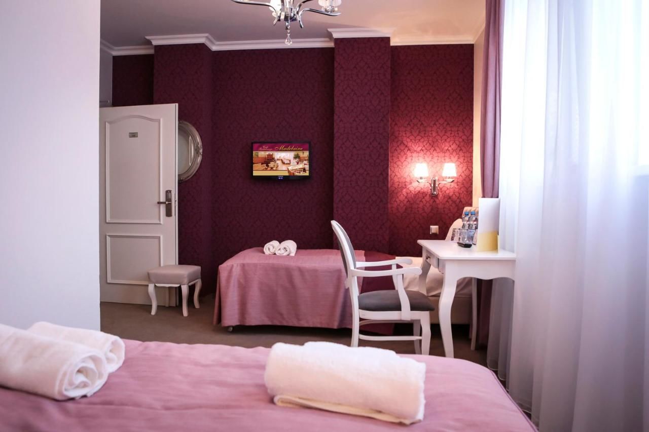 Отель Hotel Madelaine Львувек-Слёнски-4