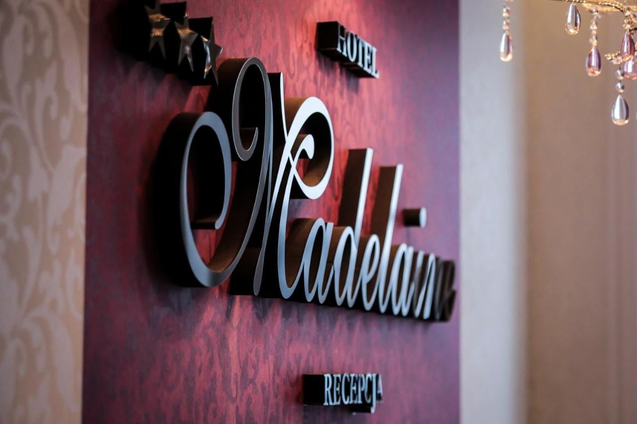 Отель Hotel Madelaine Львувек-Слёнски-33