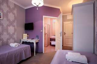Отель Hotel Madelaine Львувек-Слёнски Двухместный номер с 1 кроватью или 2 отдельными кроватями-10
