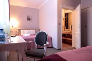 Отель Hotel Madelaine Львувек-Слёнски Двухместный номер с 1 кроватью или 2 отдельными кроватями-13